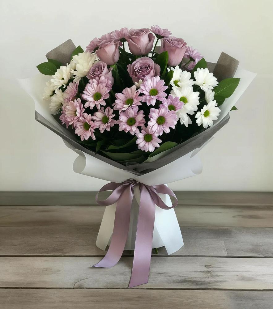 Букет цветов из: Хризантемы и Розы в Среднеколымске