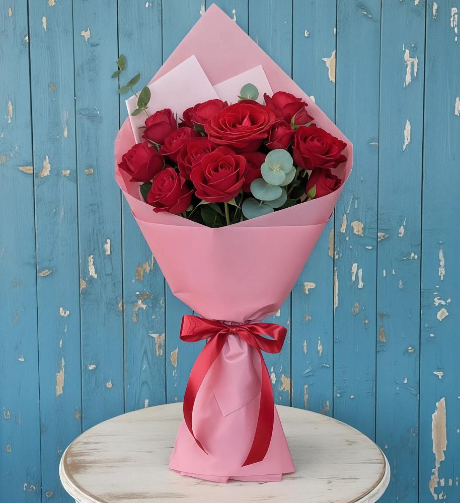 Букет цветов из: Розы в Среднеколымске