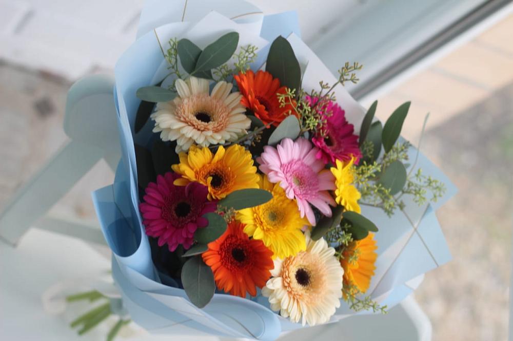 Букет цветов из: Герберы в Среднеколымске