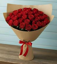 Букет Красные розы Милано в Среднеколымске