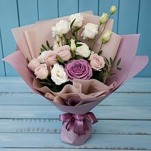 Букет цветов из:  Розы и Лизиантусы #REPLACE_PRED# Среднеколымске