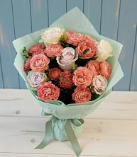 Букет цветов из:  Розы в Среднеколымске