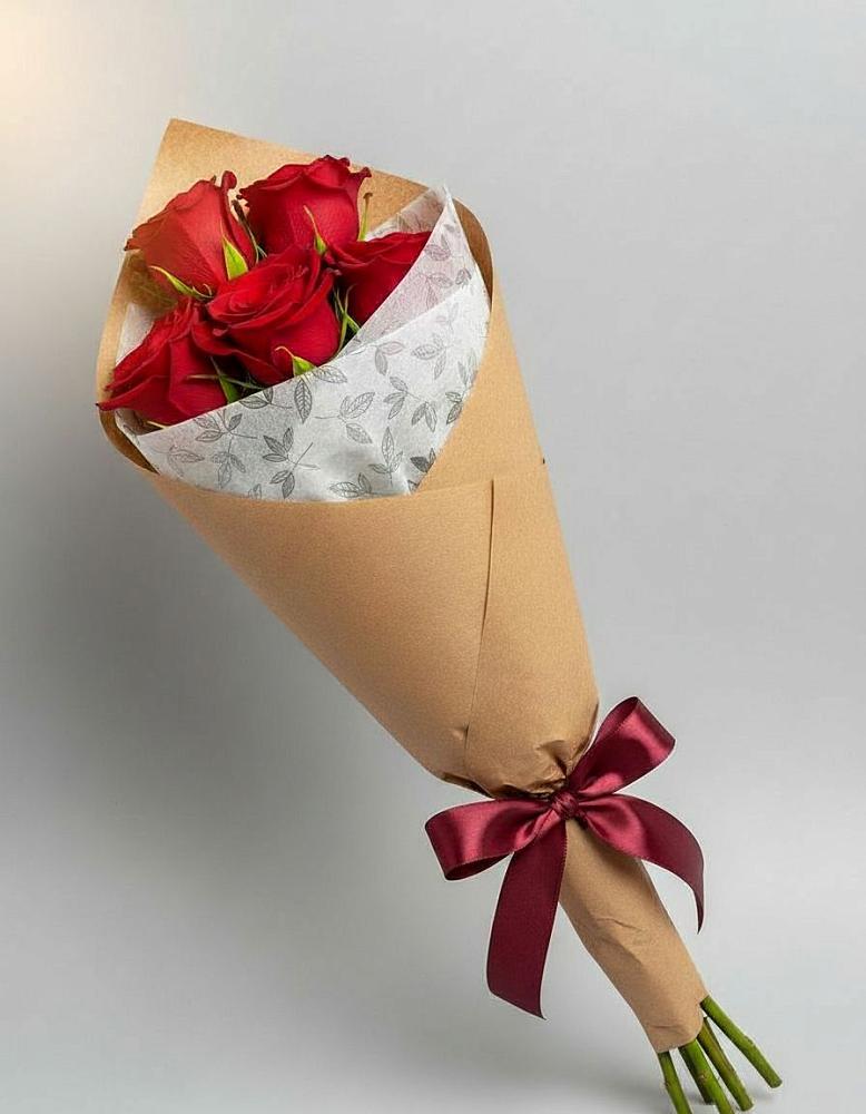 Букет цветов из: Розы в Среднеколымске