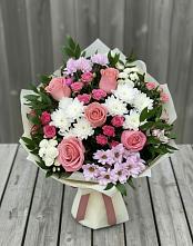 Букет цветов из:  Альстромерии, Гвоздики, Розы и Хризантемы #REPLACE_PRED# Среднеколымске