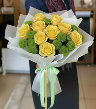 Букет цветов из:  Хризантемы и Розы в Среднеколымске