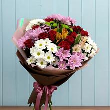 Букет цветов из:  Розы, Хризантемы и Альстромерии в Среднеколымске