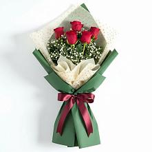 Букет цветов из:  Розы в Среднеколымске