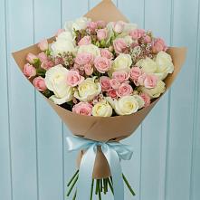 Букет цветов из:  Розы в Среднеколымске