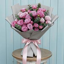 Букет цветов из:  Розы #REPLACE_PRED# Среднеколымске